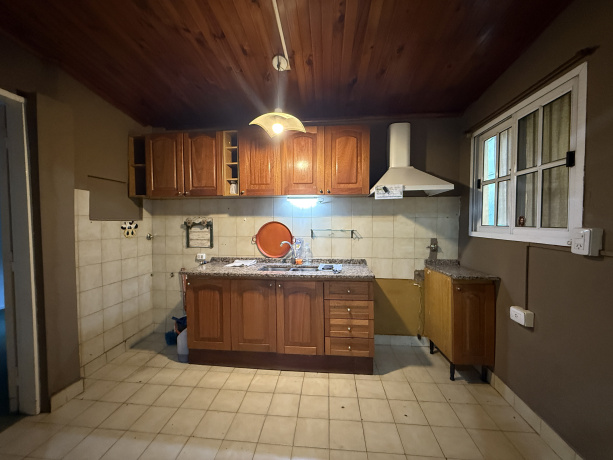 Posadas 2765, Ituzaingo, Ituizango, 1 Dormitorio Habitaciones, ,1 BañoBathrooms,Casa,En Venta,Posadas 2765,1326