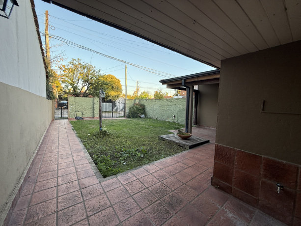 Posadas 2765, Ituzaingo, Ituizango, 1 Dormitorio Habitaciones, ,1 BañoBathrooms,Casa,En Venta,Posadas 2765,1326