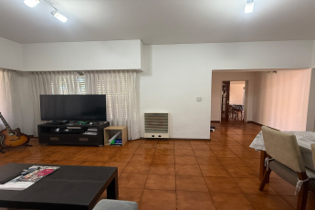 La esmeralda 1948, La esmeralda, San Antonio de Padua, 3 Habitaciones Habitaciones, ,2 BathroomsBathrooms,Casa,En Venta,La esmeralda 1948,1347