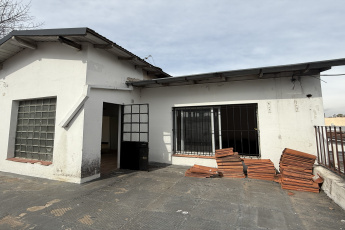 Mendiluce 1750, Merlo, San Antonio de Padua, 5 Habitaciones Habitaciones, ,2 BathroomsBathrooms,Casa,En Venta,Mendiluce 1750,1349